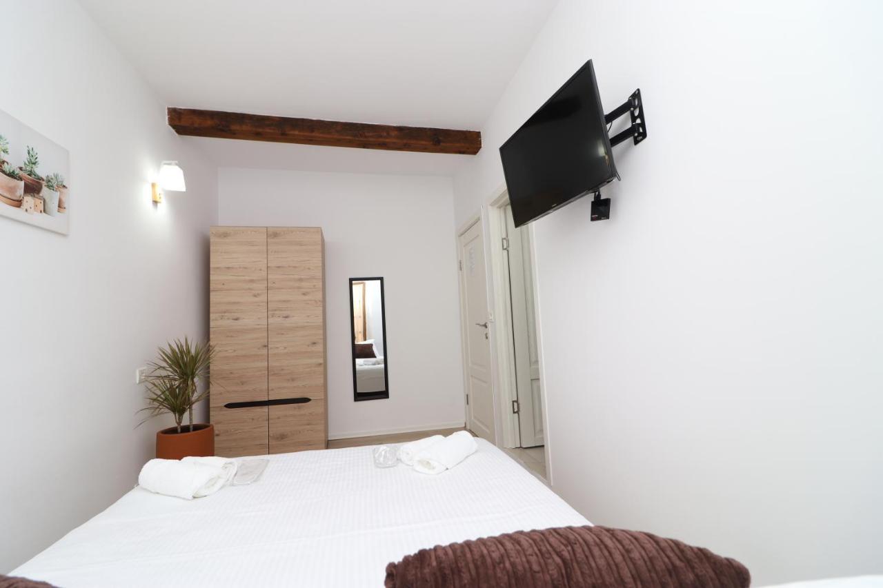 Gaia Vlore Exterior photo